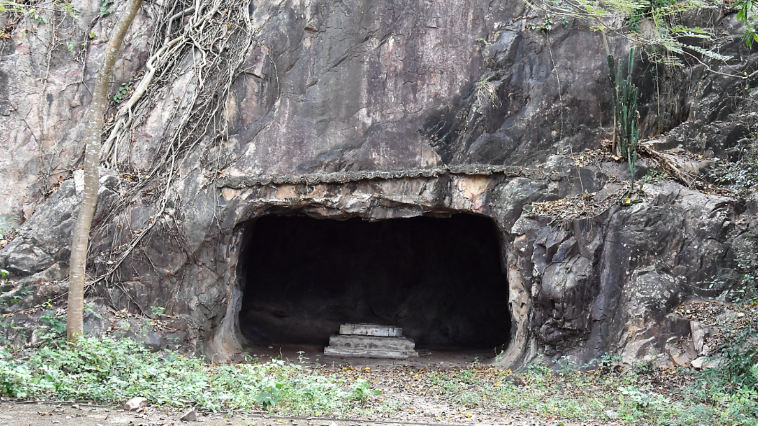 phnomda cave